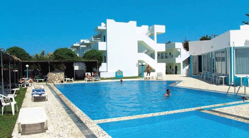 Hotel Blue Jay Marmari  Exteriör bild